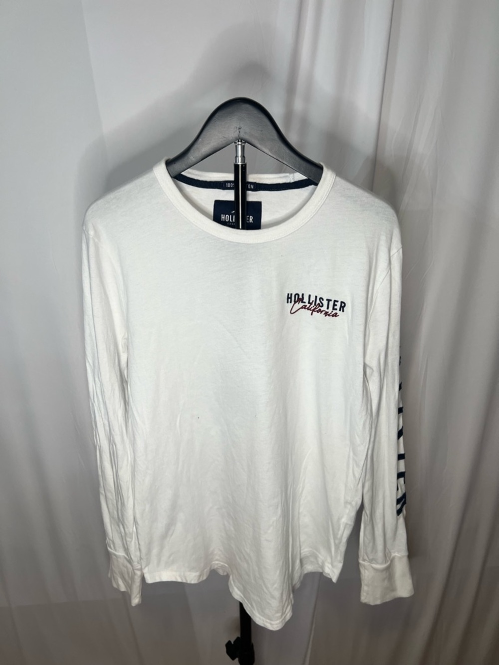Hollister White Long-Sleeve Crewneck